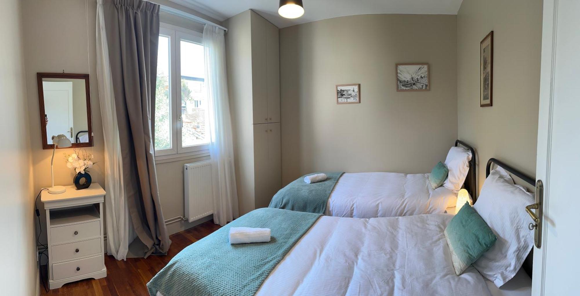 Villa Maison Grand Paris Avec Jardin Et Parking Prive Proche Rer B Et M14